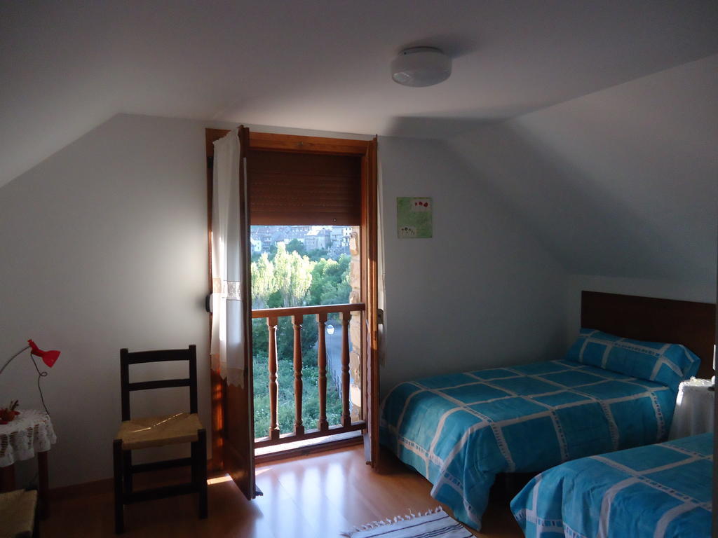 Casa Úrsula Hostal Ansó Habitación foto